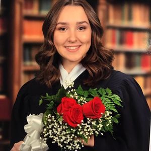 Meet your Posher, Elizabeth